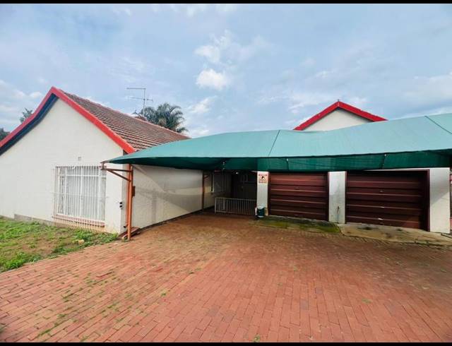 4 BEDROOM HOUSE FOR SALE IN BIRCHLEIGH